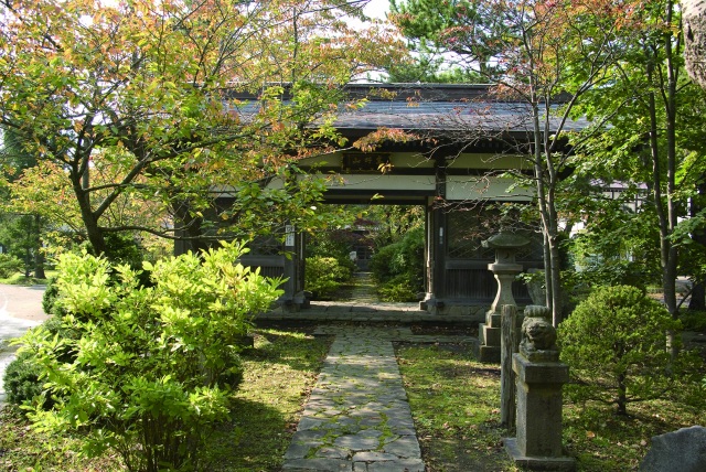 西の高野山弘法寺